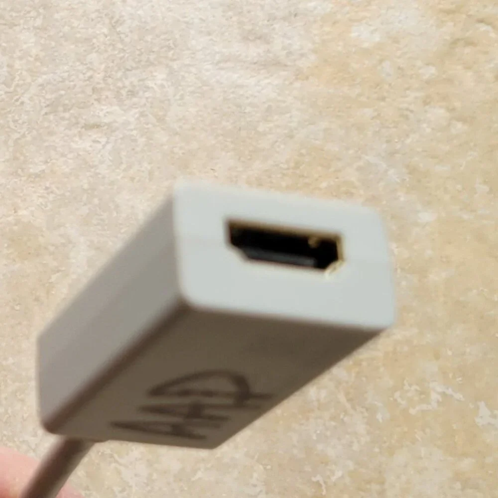 Mini DisplayPort to HDMI Adapter - White